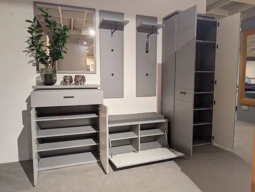 Garderobe Albany